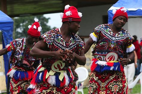  Nigeria’s Forgotten Dreams: An Intricate Dance Between Tradition and Modernity